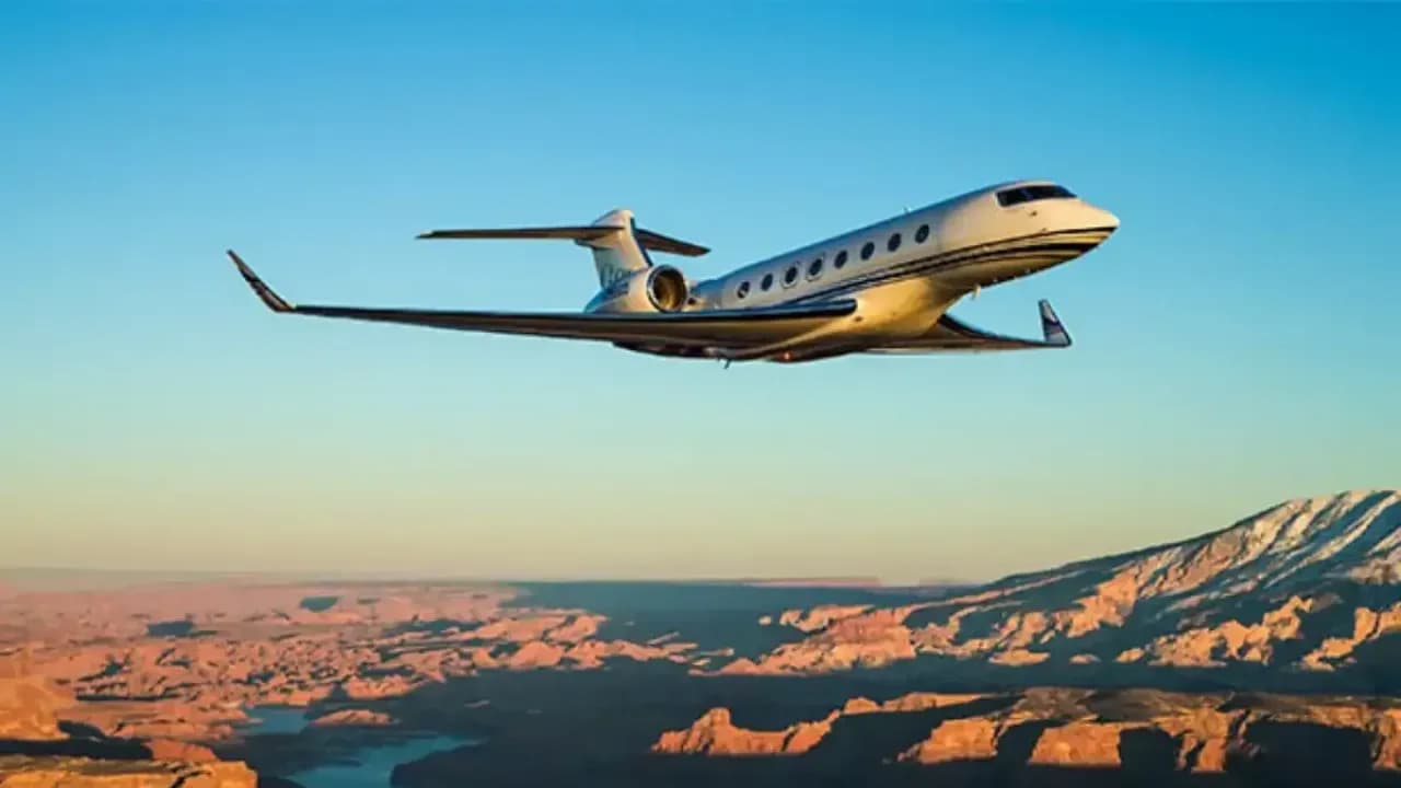 Türkiye Semalarında Kriz: Libya Genelkurmay Başkanı’nın Uçağıyla İrtibat Kesildi - Galeri 1