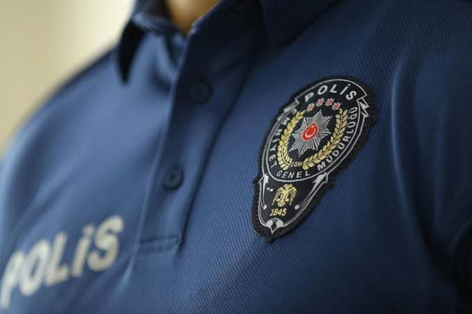 Silivri’de Görevli Başkomiser Evinde Yaşamına Son Verdi