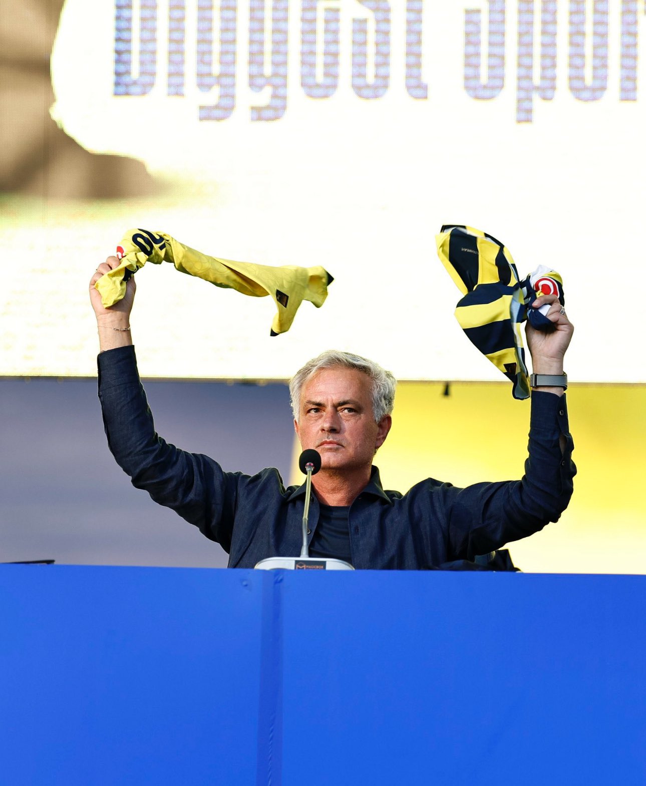 “Yeni Bir Dönem Başlıyor”: Fenerbahçe, Mourinho’yla Yolları Resmen Ayırdı