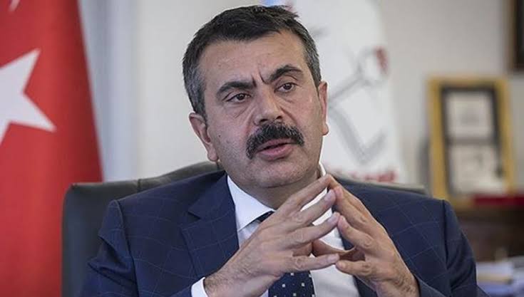Bakan Tekin’den Kayıt Parası Uyarısı: “Zorunlu Bağış Diye Bir Şey Yok”