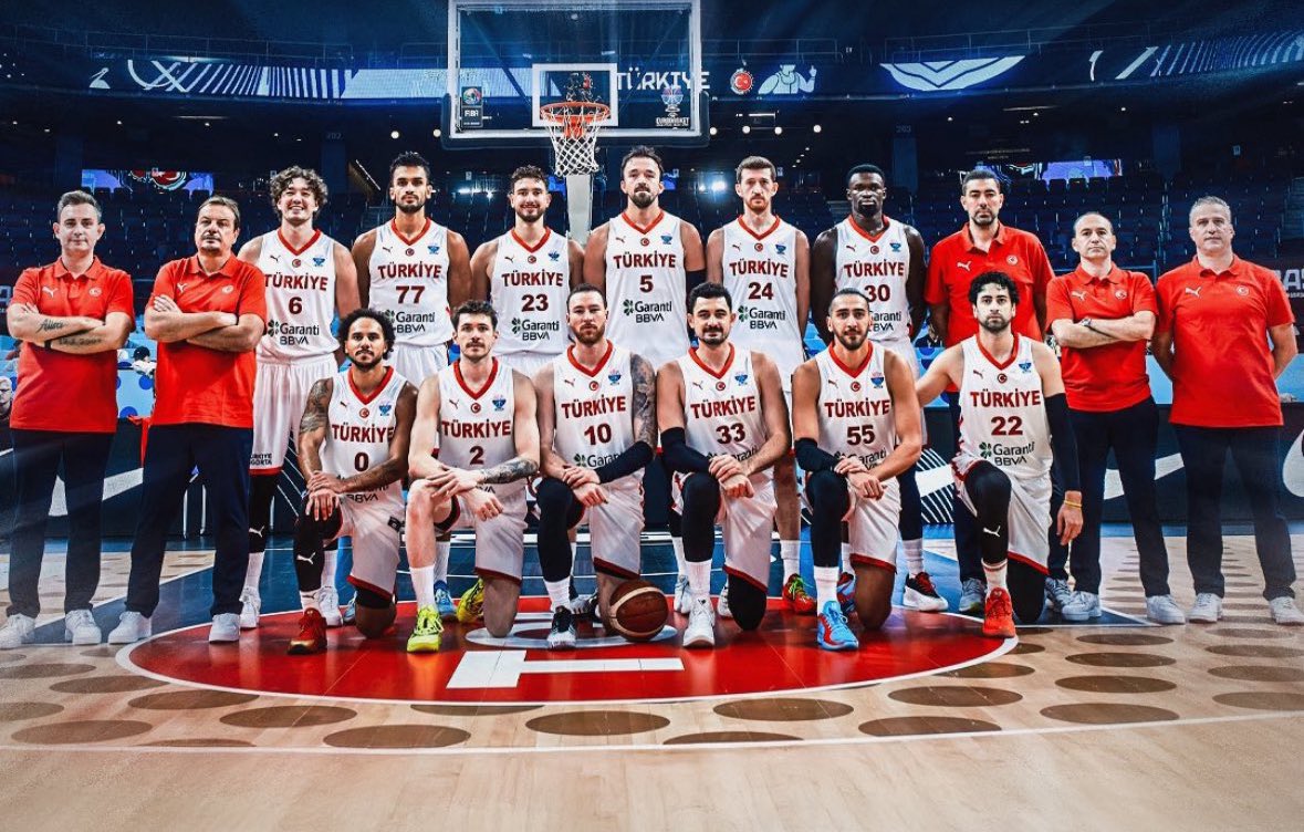 12 Dev Adam Çeyrek Finalde!