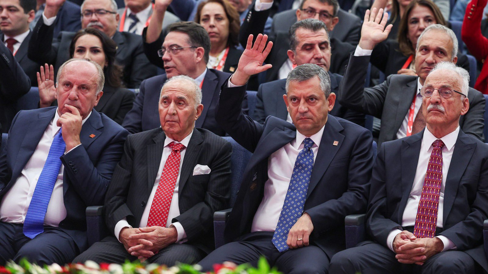 CHP Kurultayı’nda Protokolün İlk Sırası Muharrem İnce’ye Verildi