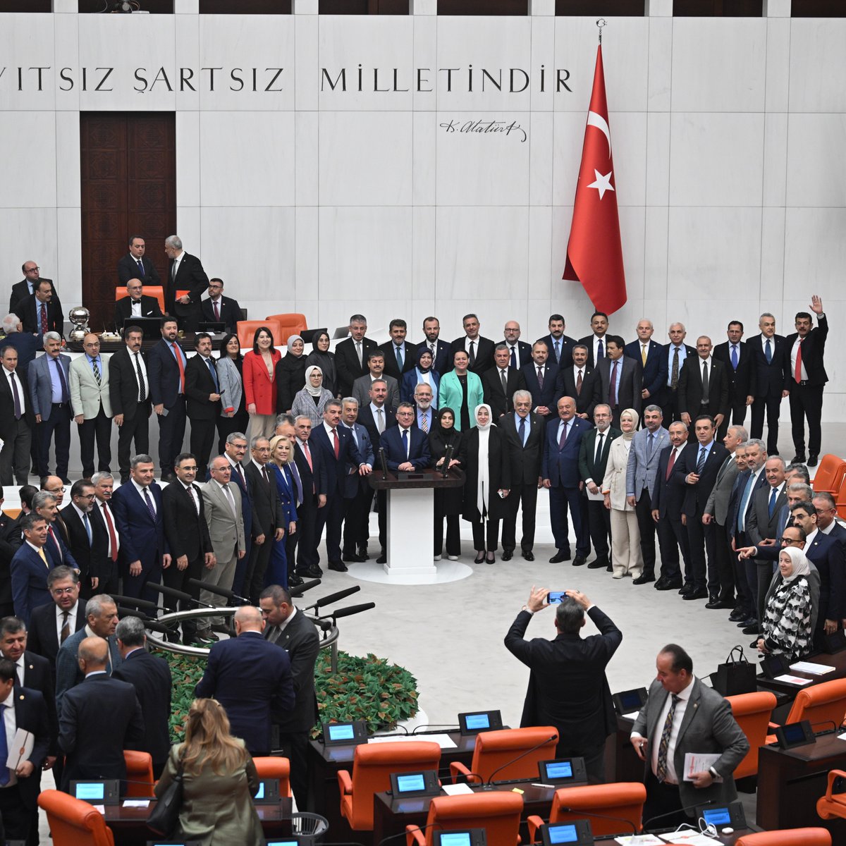 Meclis mesaisi yeniden başlıyor: 70 günlük tatil sona erdi