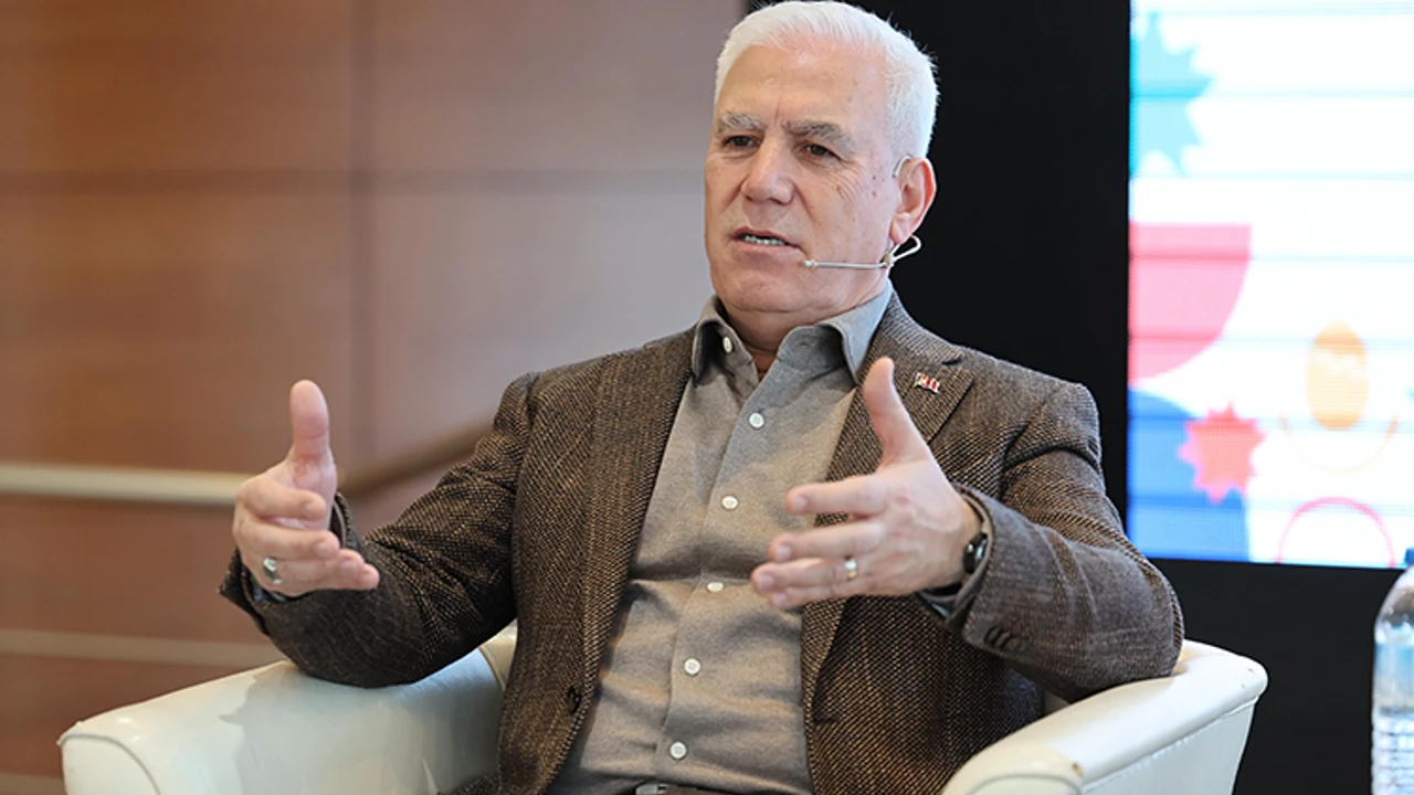 Bursa Büyükşehir Belediye Başkanı Bozbey’e Halk Buluşmasında Saldırı Girişimi